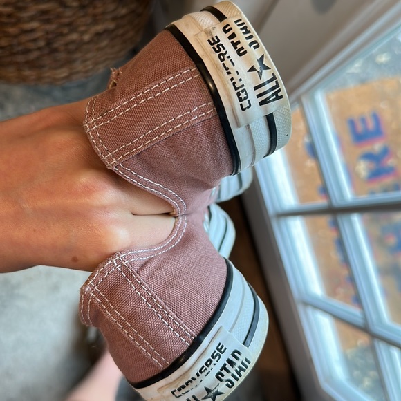 Converse - Picture 3 of 5